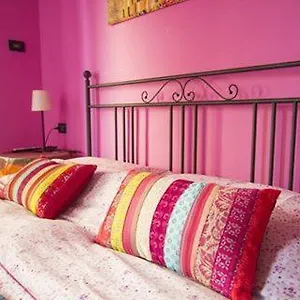 Ghiro Ghiotto Bed & Breakfast Pietra Ligure